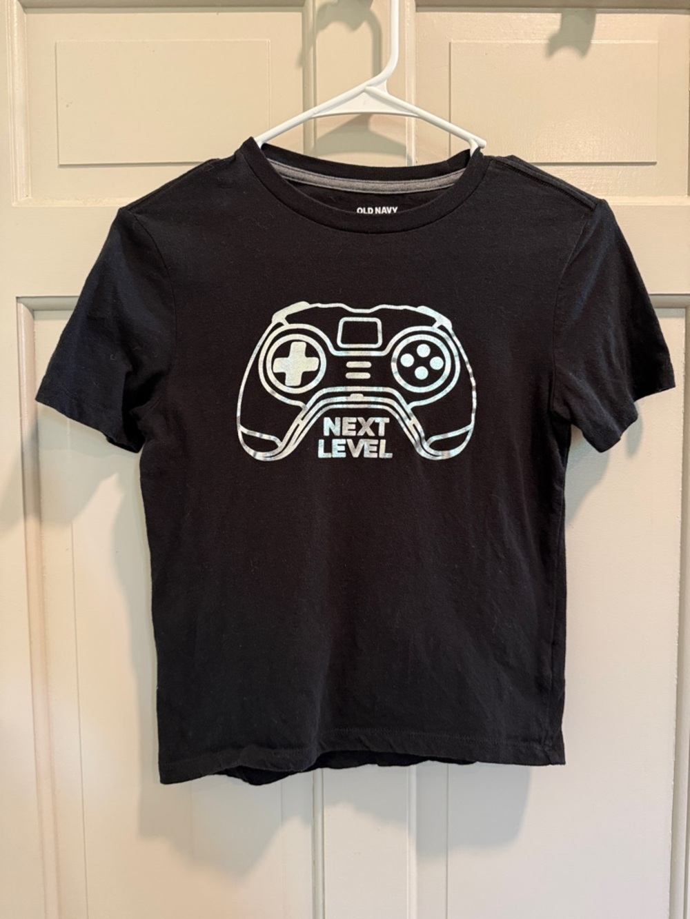 Old Navy Black Tee with Silver Metallic Video Game Controller Graphic Size M (8)